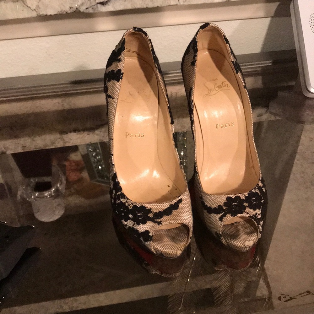 Authentic louboutin